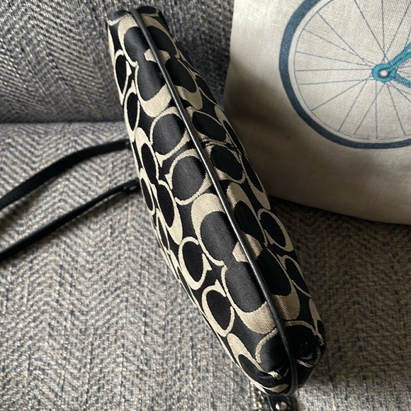 Coach Black Canvas Tan C Signature Leather Trim Wristlet Wallet. - Picture 12 of 16